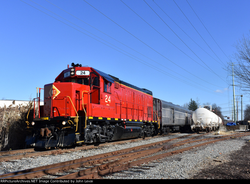 M&E # 24 leading the Polar Express Train along Eden Lane